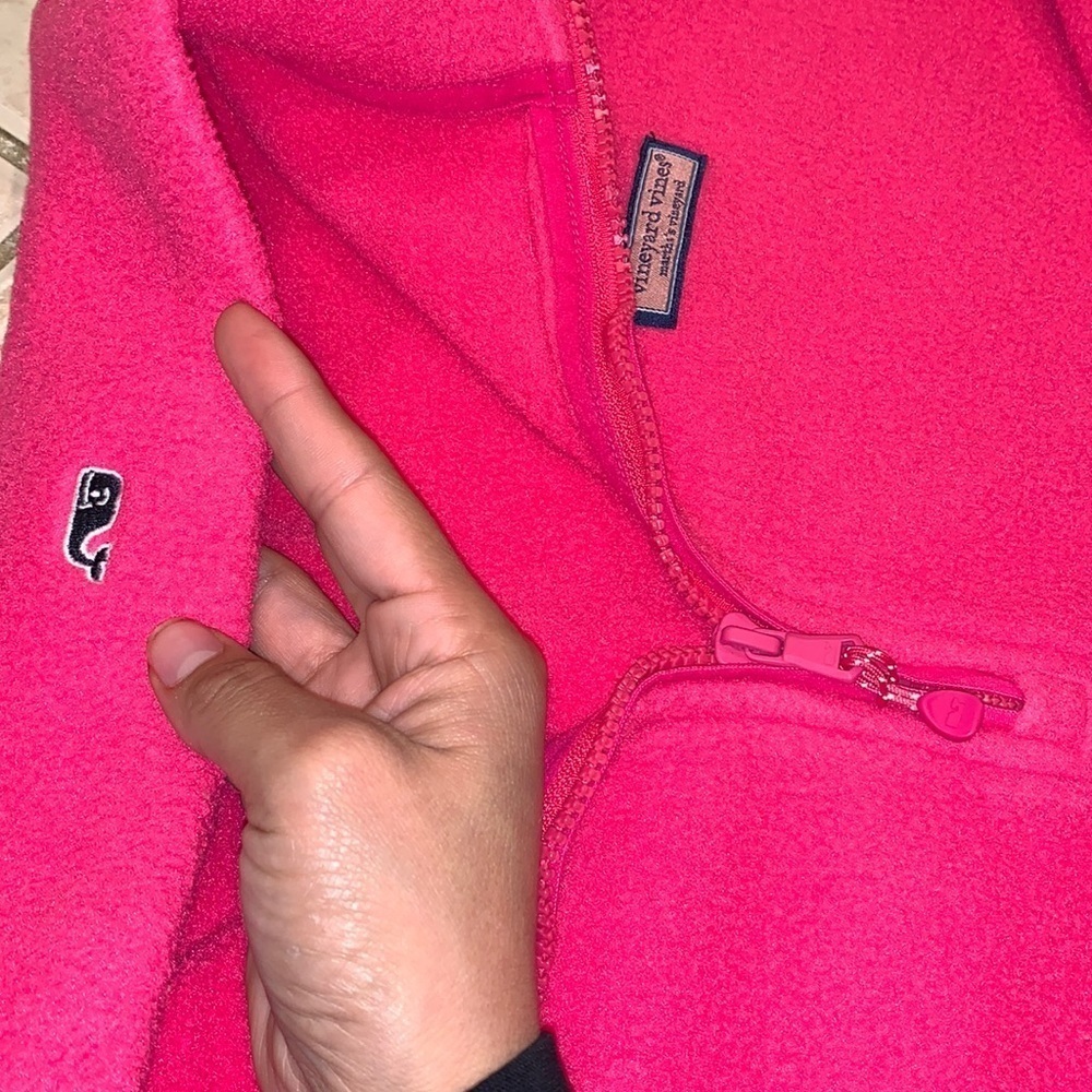 Vineyard Vines - Picture 10 of 13